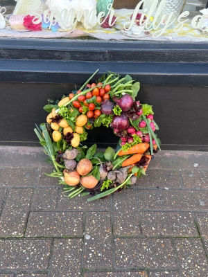 Vegetable wreath
