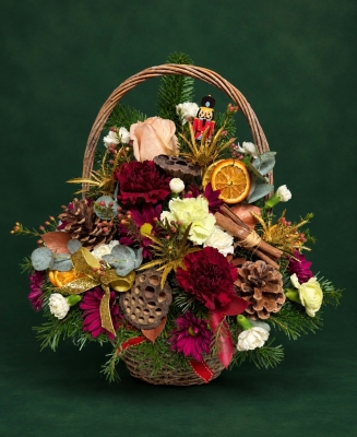 Yuletide basket